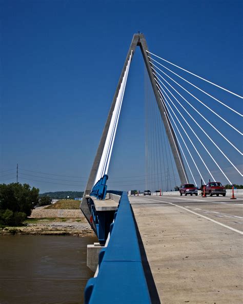 bridge in kansas city